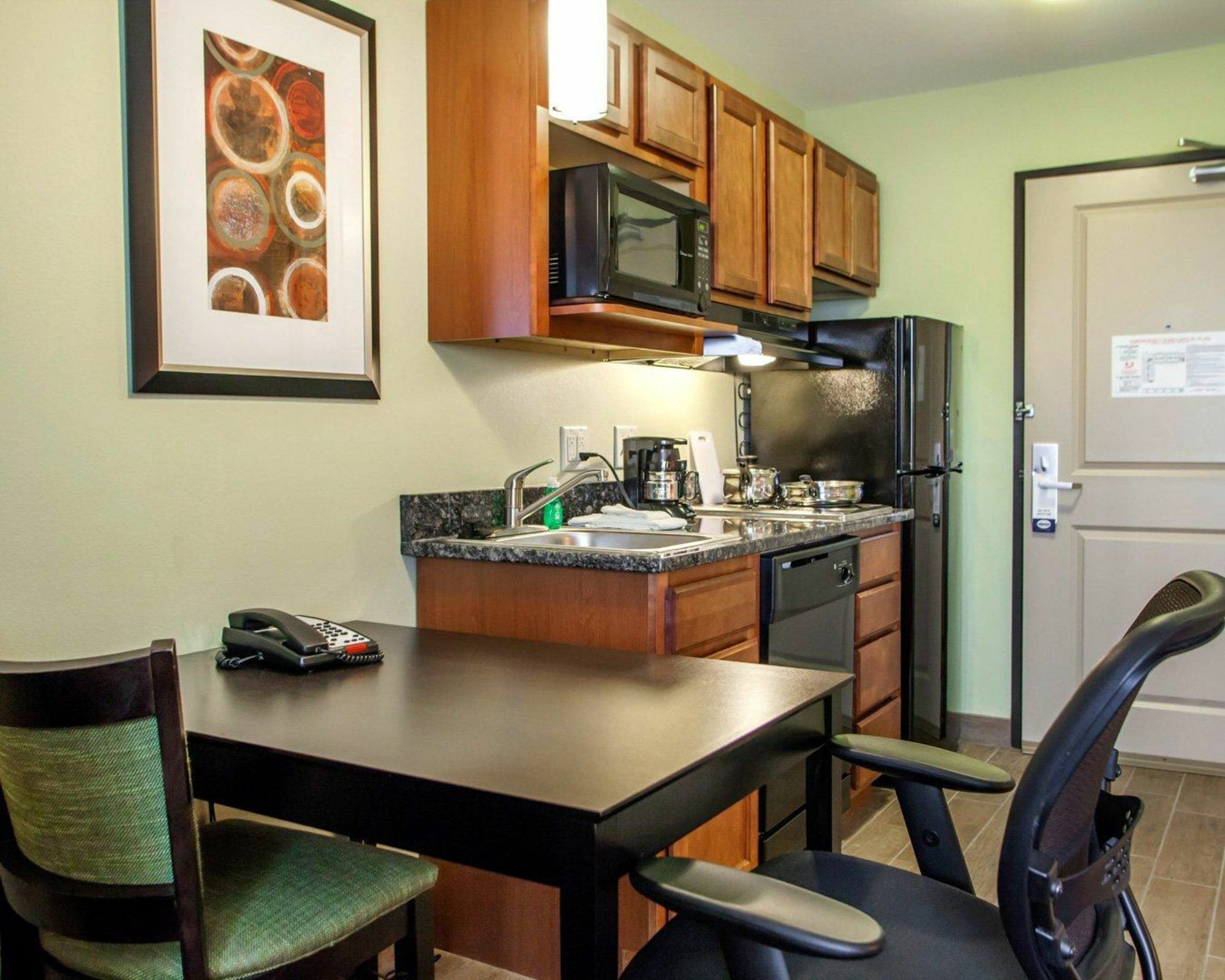 Suburban Studios Cedar Falls Dış mekan fotoğraf